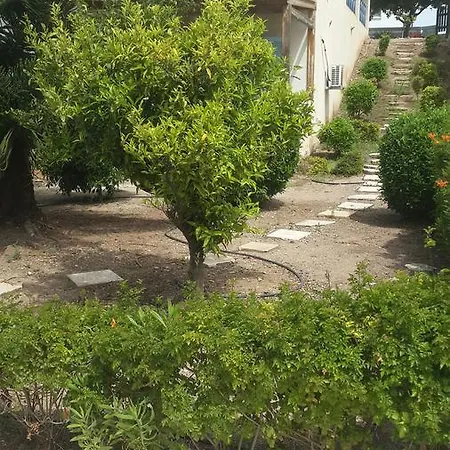 Pelagos Hill Apartman *